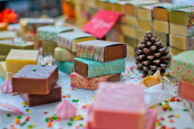 Colまたはful handmade soap bars stacked